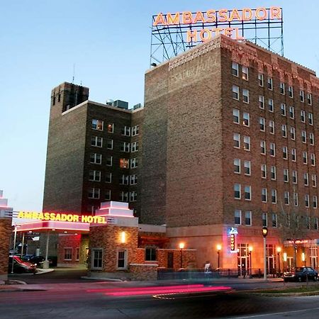 Ambassador Hotel 密尔沃基 外观 照片